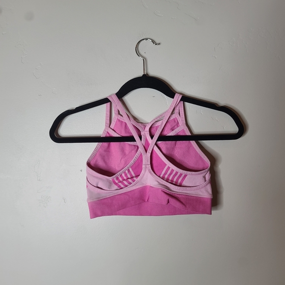 Peloton Seamless Double Layer Pink Sports Bra Size Medium - Picture 3 of 6